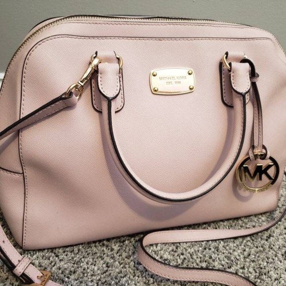 AUTHENTIC MICHAEL KORS CROSSBODY - Picture 2 of 4